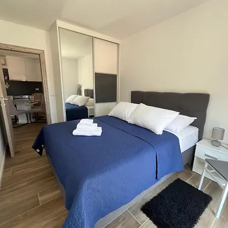 Antonia Apartment *