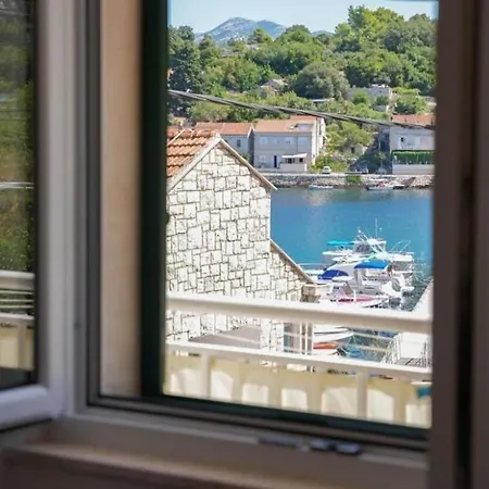 Apartman Antonia Račišće