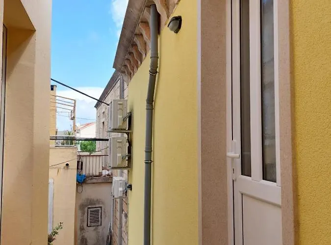 شقة Antonia Račišće