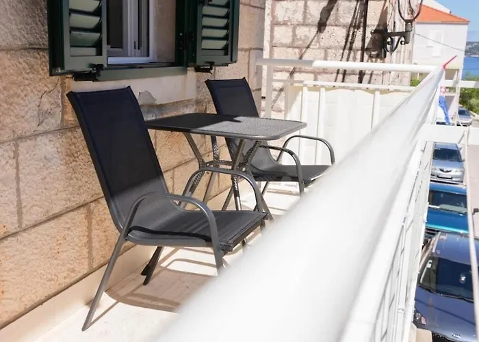 Antonia شقة Račišće